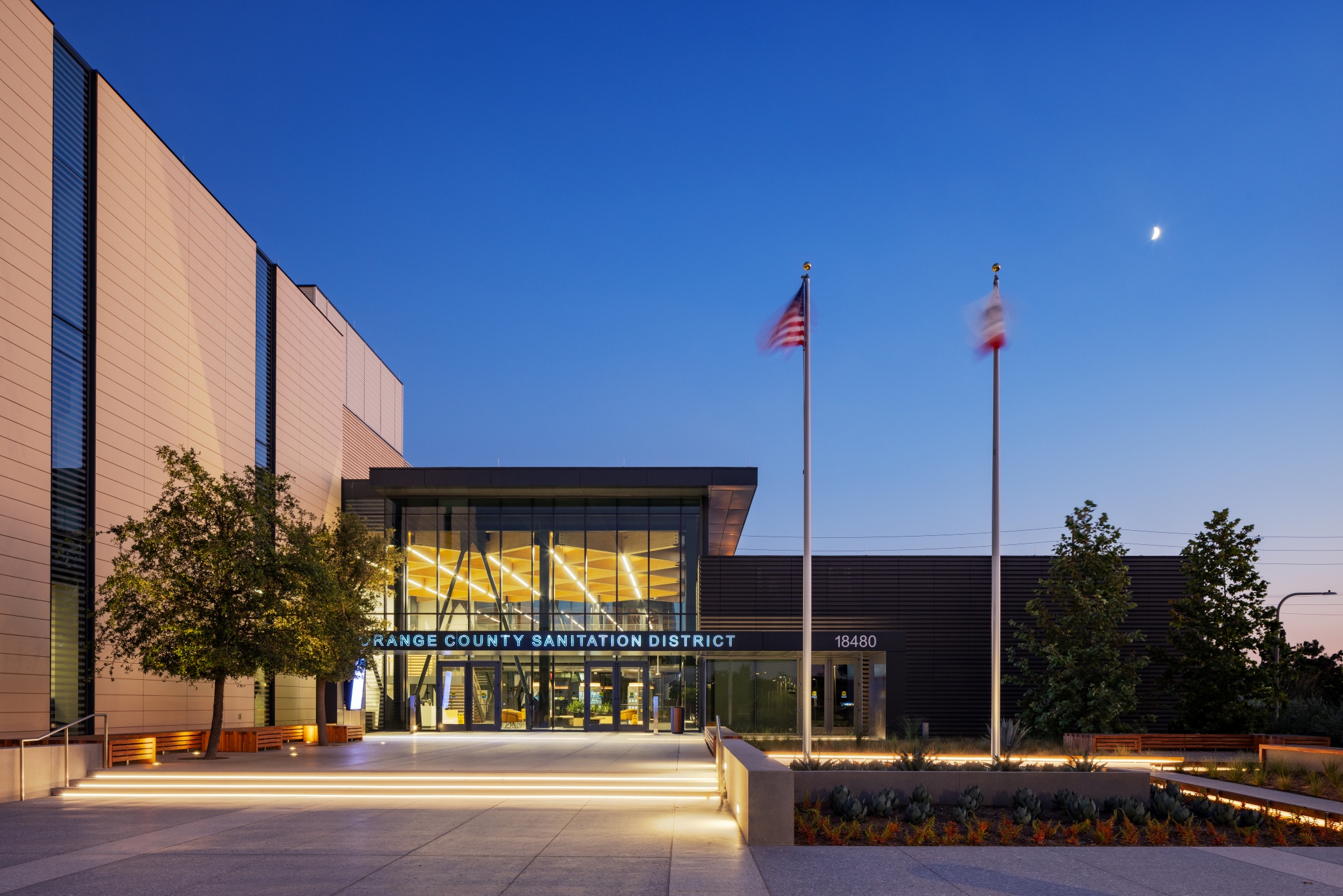 Orange County Sanitation District Headquarters - WoodWorks | Wood