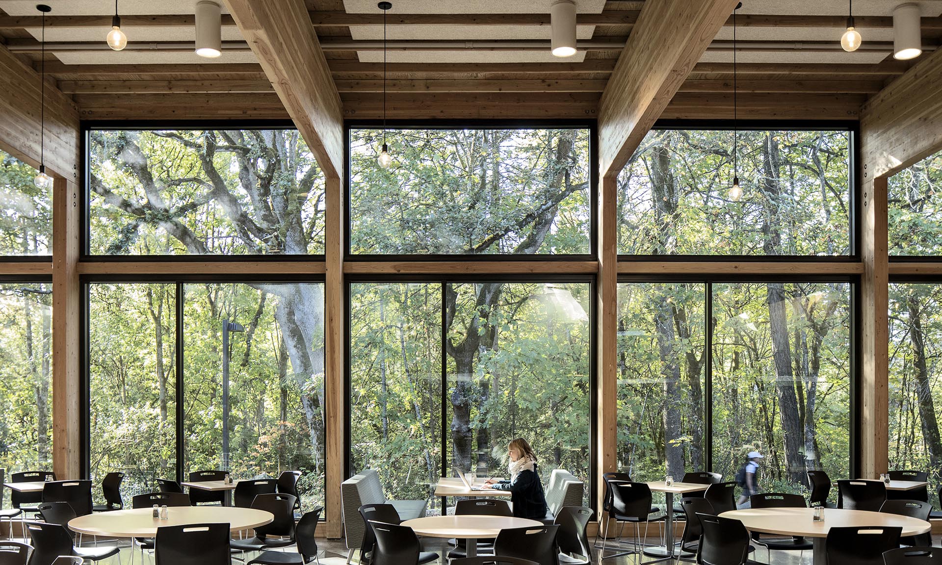 George Fox University Canyon Commons interior looking outside