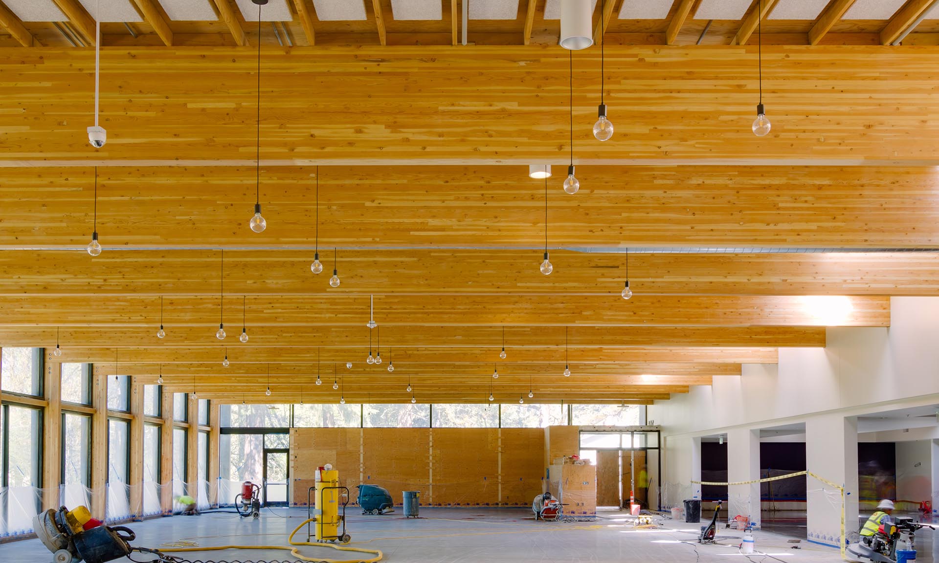 George Fox University Canyon Commons under construction beams