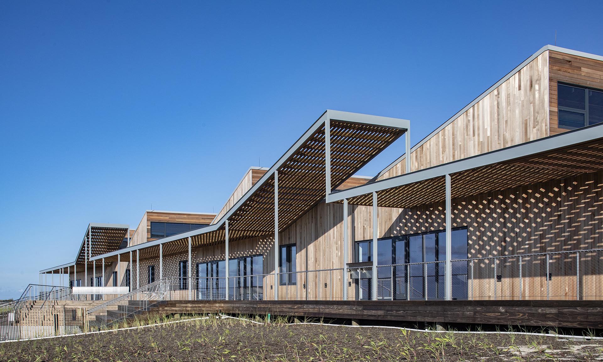 Jones Beach Energy & Nature Center exterior