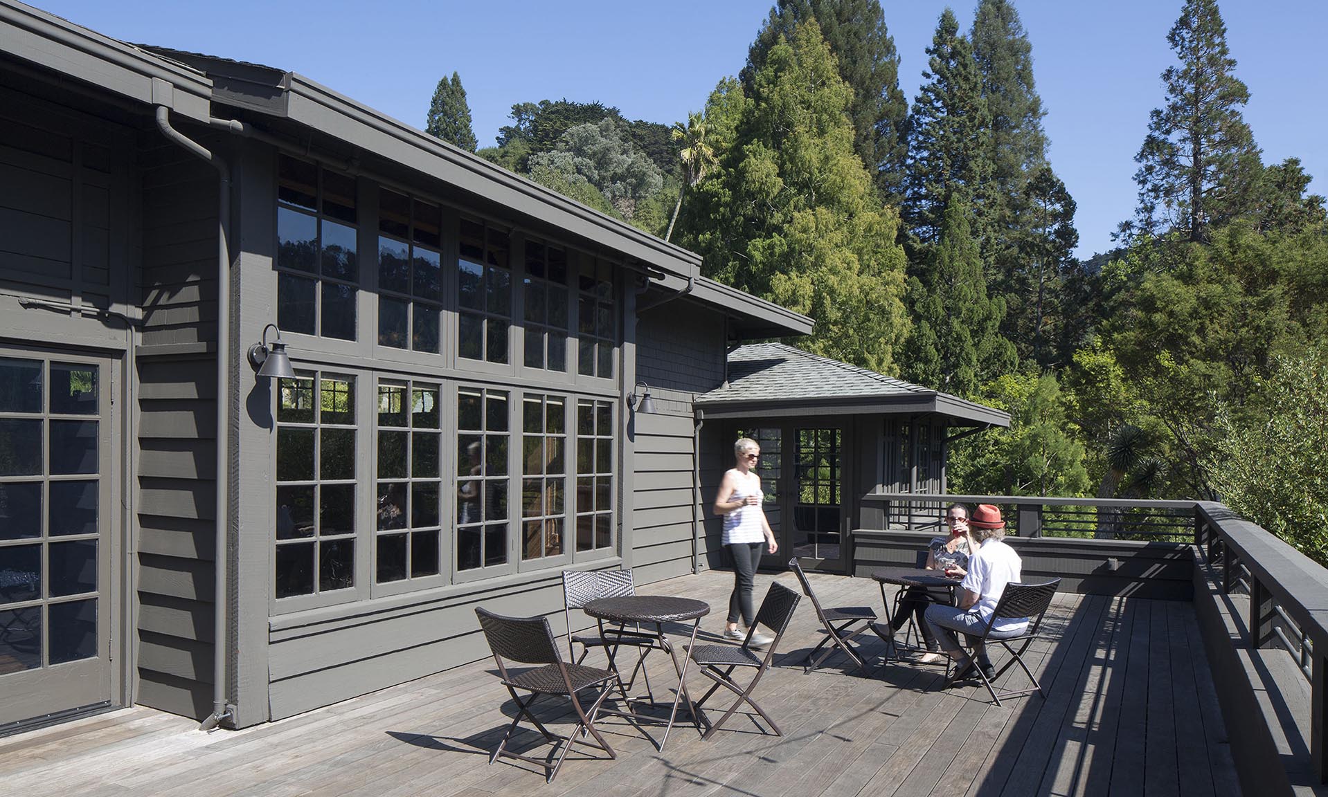 Julia Morgan Hall people on deck