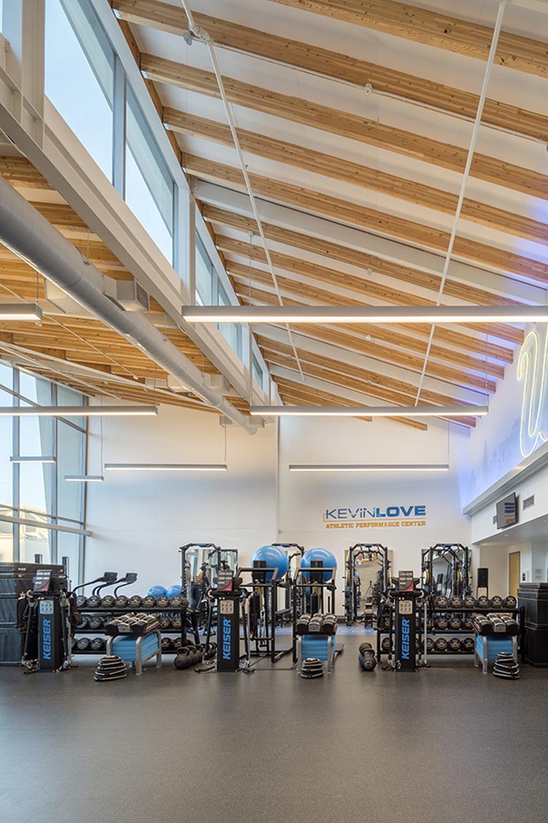 Mo Ostin Basketball Center at UCLA workout room