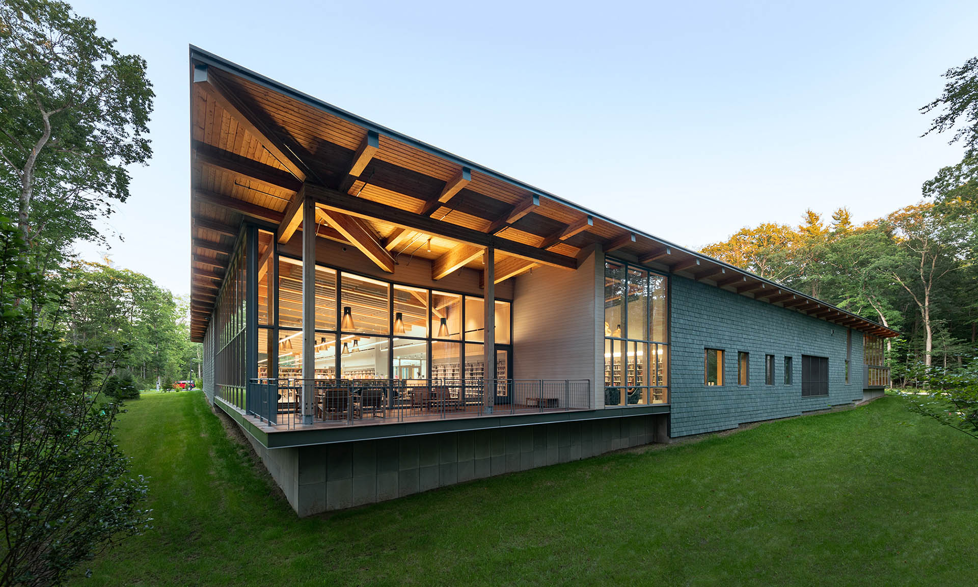 Norwell Public Library exterior